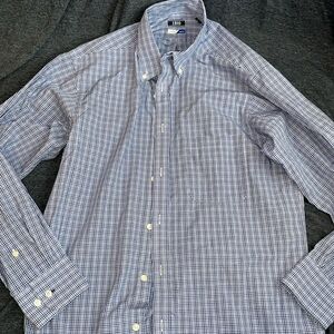 Izod mens stretch/regular fit button down dress shirt. Blue plaid SZ M